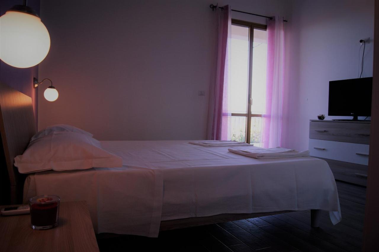 B&B Apollonia Roseto Capo Spulico Extérieur photo
